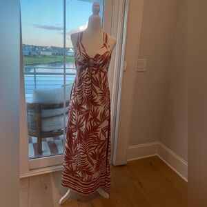 Elegant Red and White Leaf Print Maxi Dress
